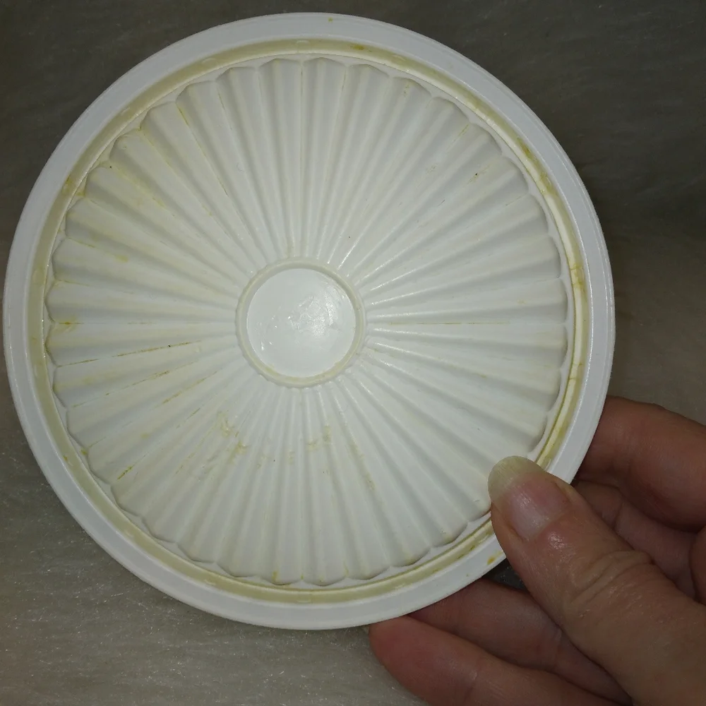 TUPPERWARE Whit Servalier Canister Replacement Lid, 812B-3